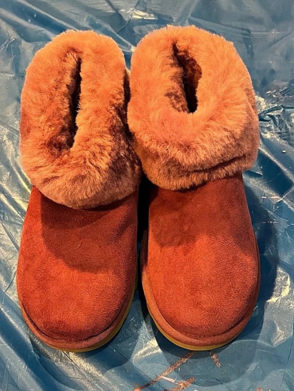 UGG Classic Ultra Mini Fluff Pink Slippers